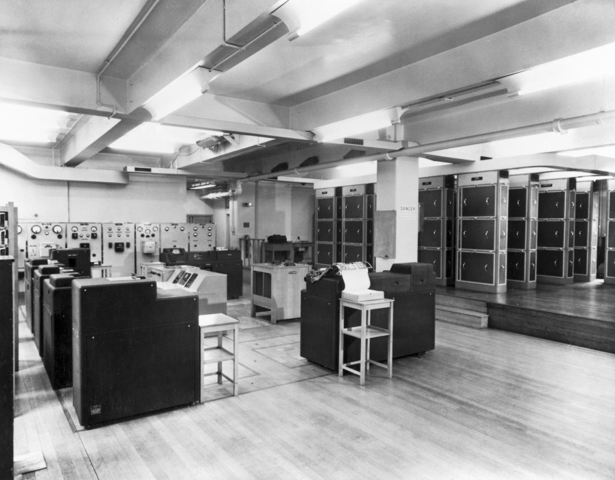 Meet LEO, the world’s first business computer | Science Museum