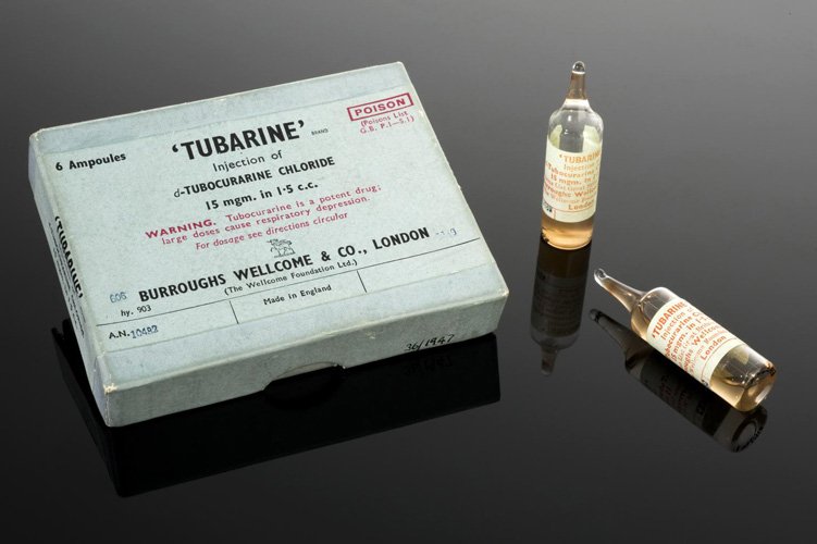 Packaging for tubarine muscle relaxant ampules
